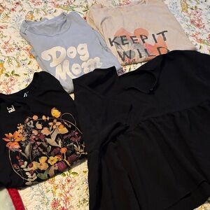 Nice LOT of Women’s Graphic Tees